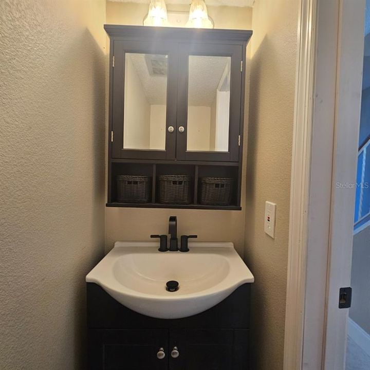 For Sale: $154,000 (2 beds, 1 baths, 1122 Square Feet)