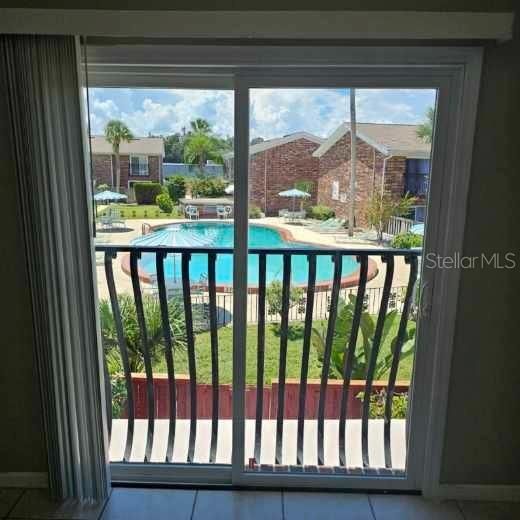 For Sale: $154,000 (2 beds, 1 baths, 1122 Square Feet)