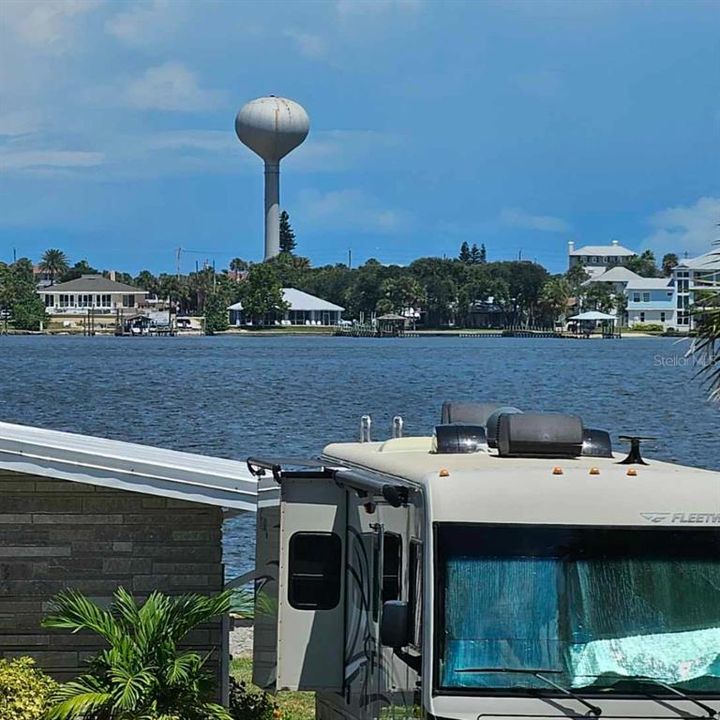 For Sale: $154,000 (2 beds, 1 baths, 1122 Square Feet)