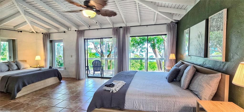 For Sale: $1,499,000 (6 beds, 5 baths, 3000 Square Feet)