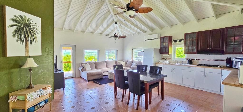 For Sale: $1,499,000 (6 beds, 5 baths, 3000 Square Feet)