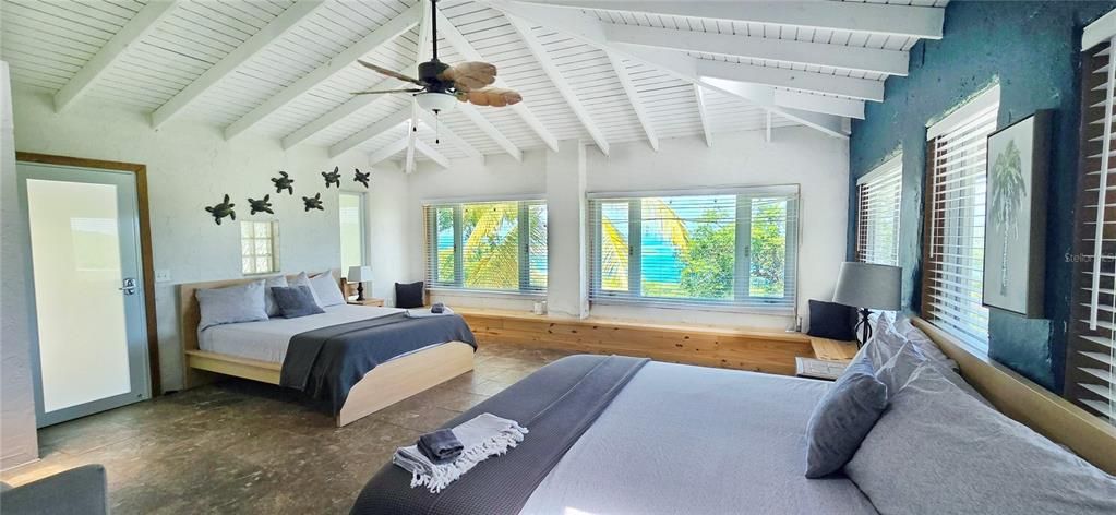 For Sale: $1,499,000 (6 beds, 5 baths, 3000 Square Feet)