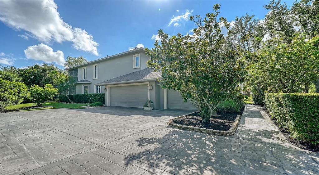 Active With Contract: $1,200,000 (4 beds, 3 baths, 4150 Square Feet)