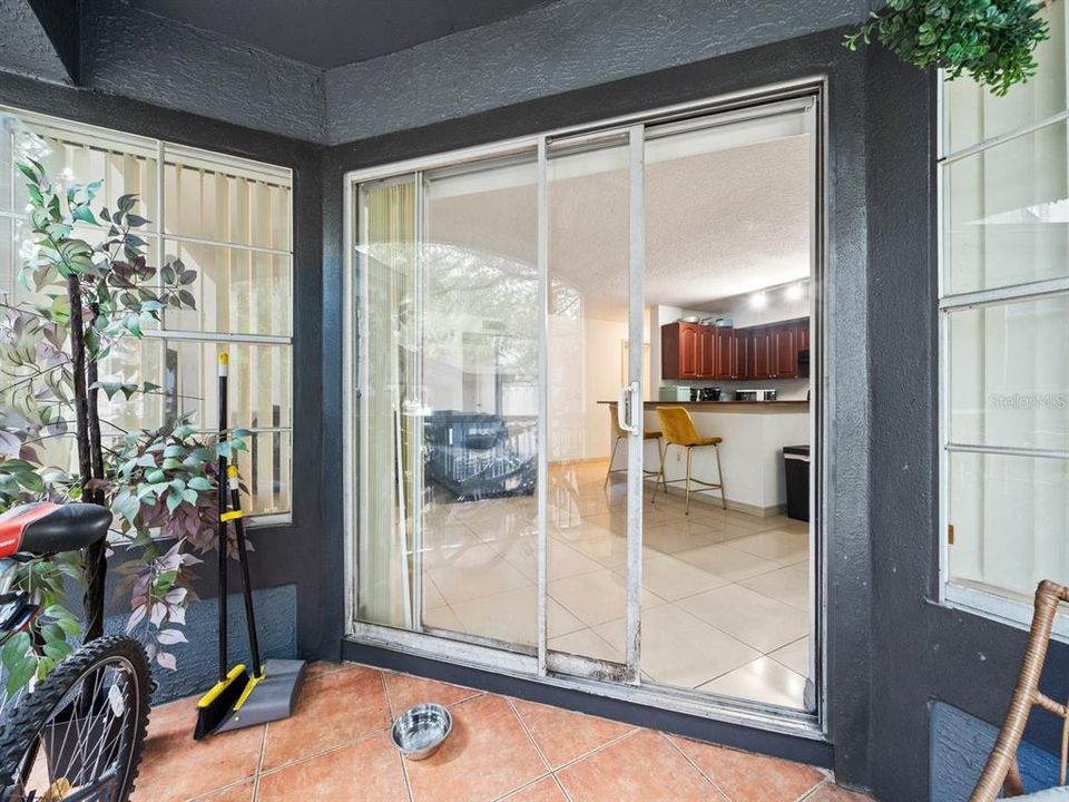 Active With Contract: $140,900 (2 beds, 2 baths, 1113 Square Feet)