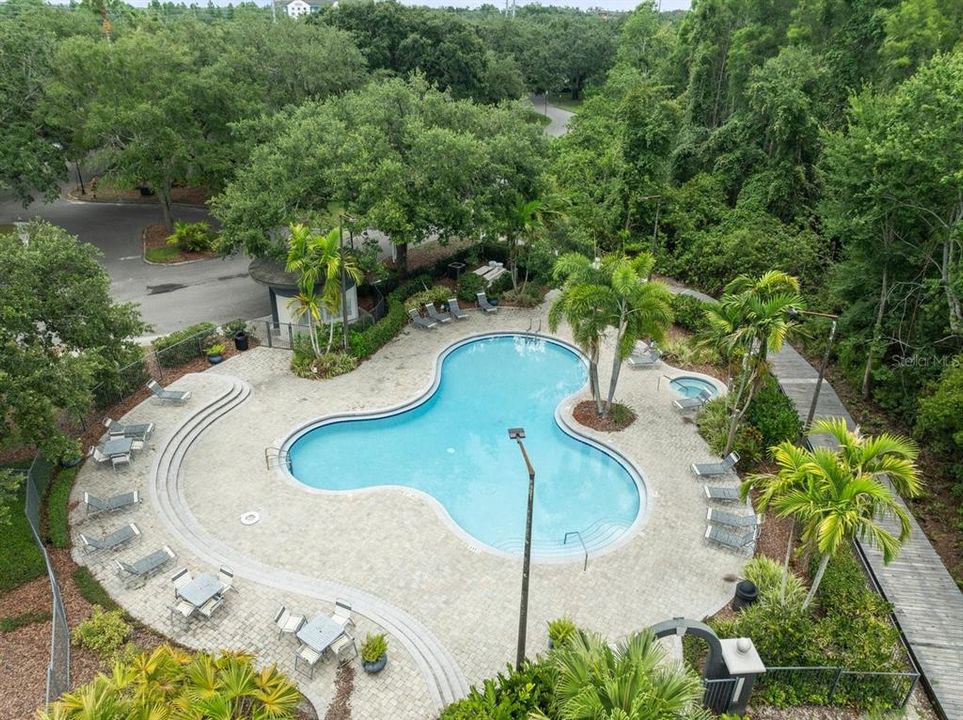 Active With Contract: $140,900 (2 beds, 2 baths, 1113 Square Feet)