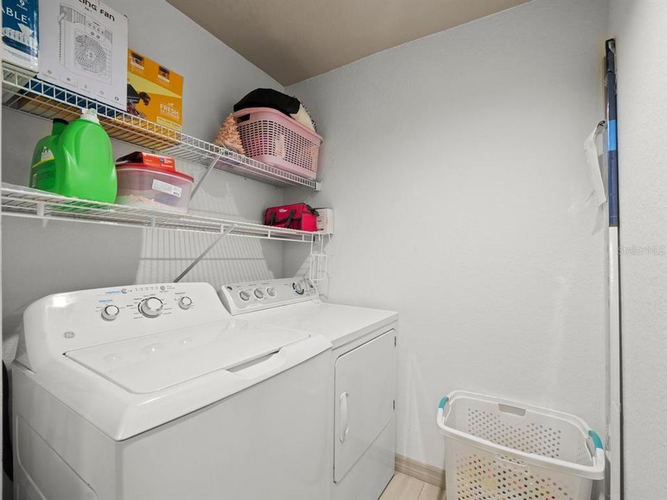 Active With Contract: $140,900 (2 beds, 2 baths, 1113 Square Feet)