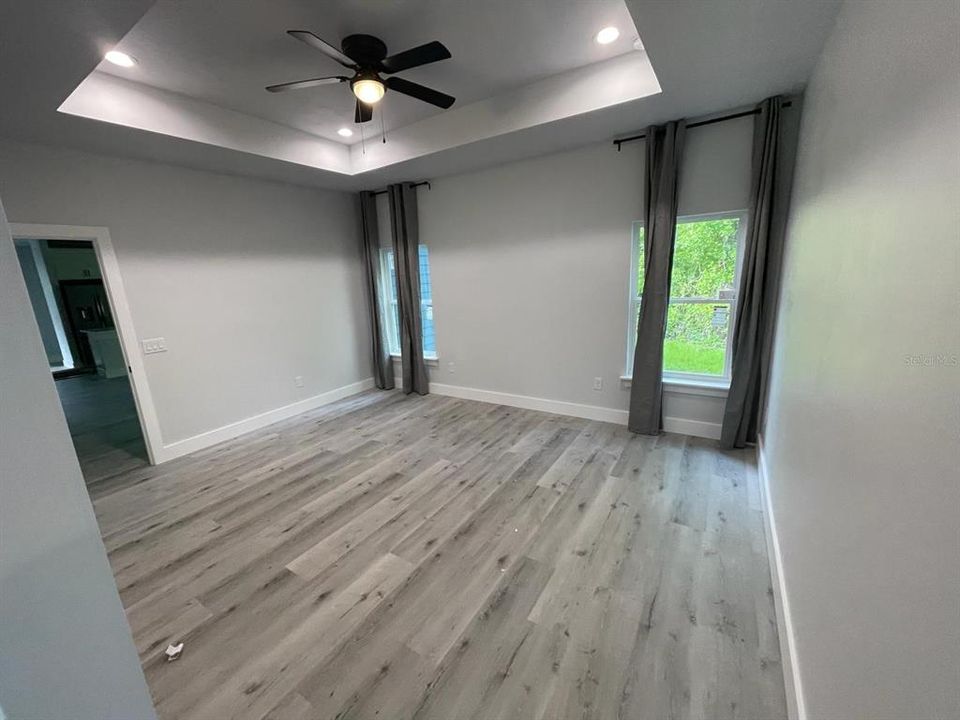 For Rent: $3,250 (4 beds, 3 baths, 1971 Square Feet)