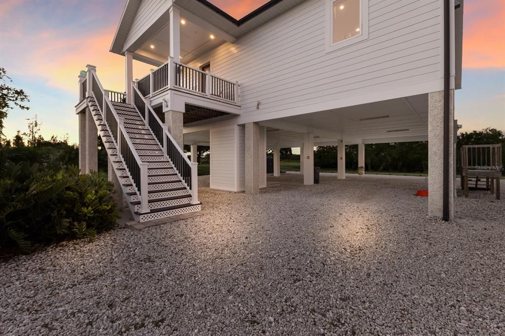 待售: $1,895,000 (5 贝兹, 4 浴室, 4142 平方英尺)