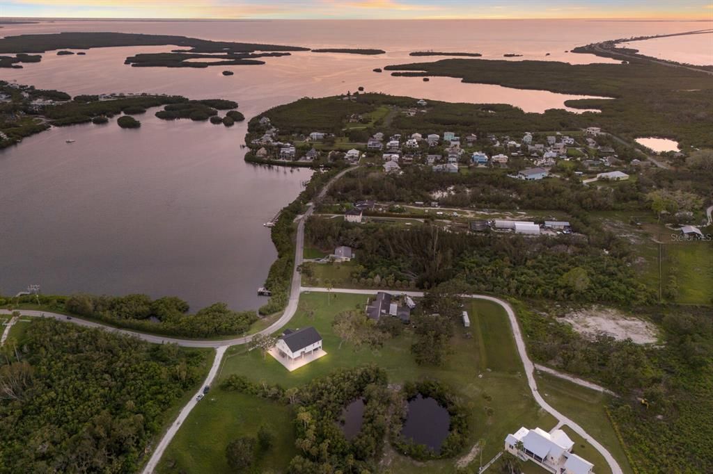 待售: $1,895,000 (5 贝兹, 4 浴室, 4142 平方英尺)