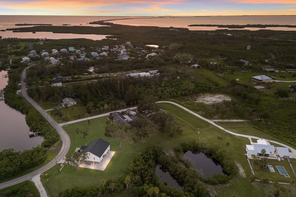 待售: $1,895,000 (5 贝兹, 4 浴室, 4142 平方英尺)