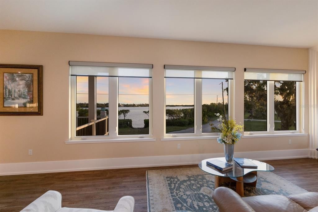 待售: $1,895,000 (5 贝兹, 4 浴室, 4142 平方英尺)