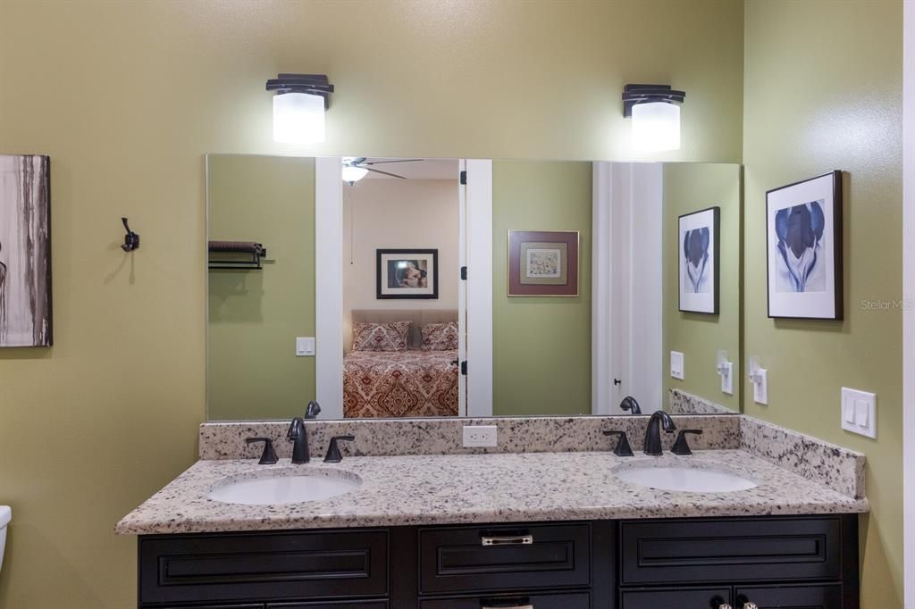 待售: $1,895,000 (5 贝兹, 4 浴室, 4142 平方英尺)