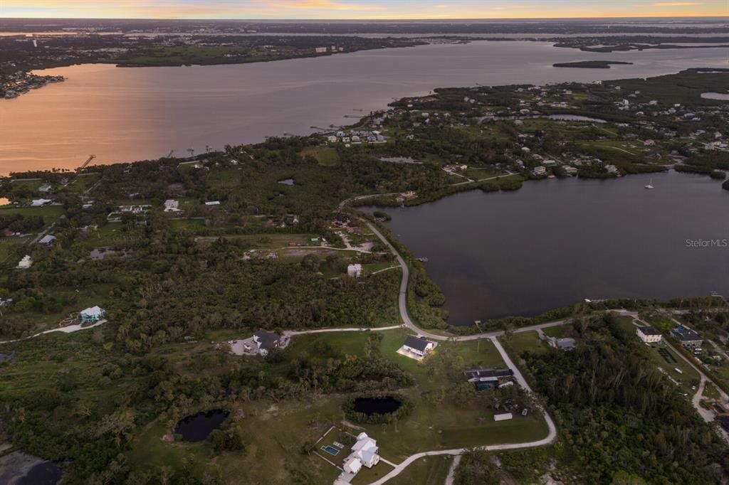 待售: $1,895,000 (5 贝兹, 4 浴室, 4142 平方英尺)