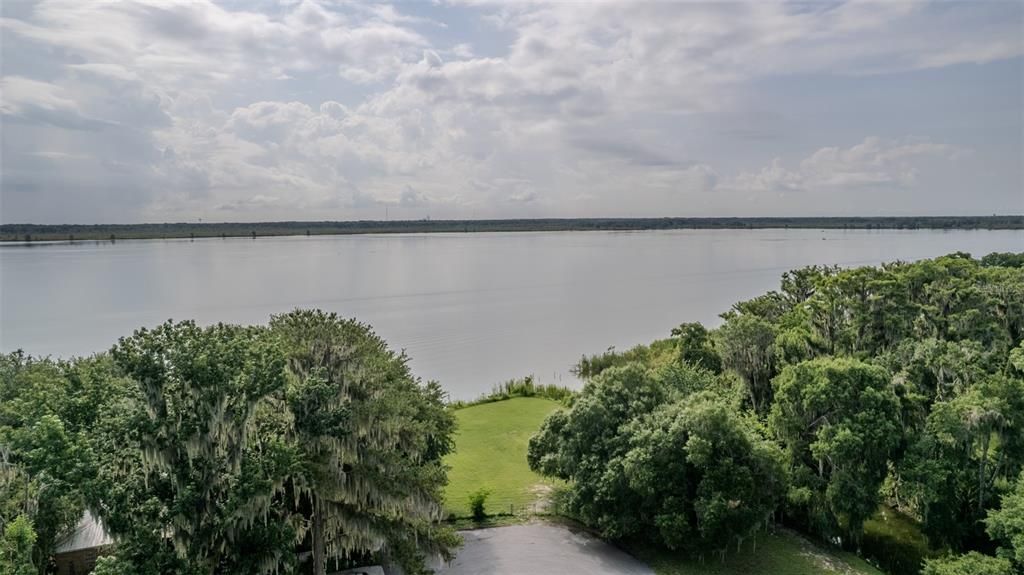 待售: $169,000 (0.30 acres)