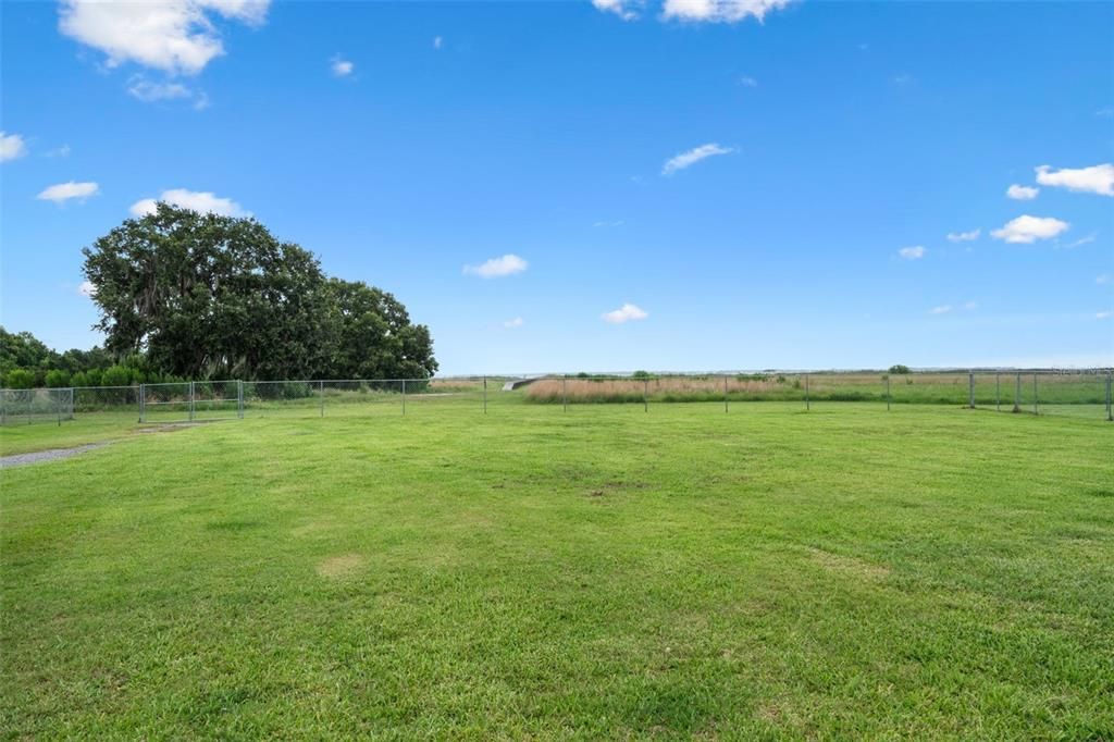 На продажу: $199,900 (1.16 acres)