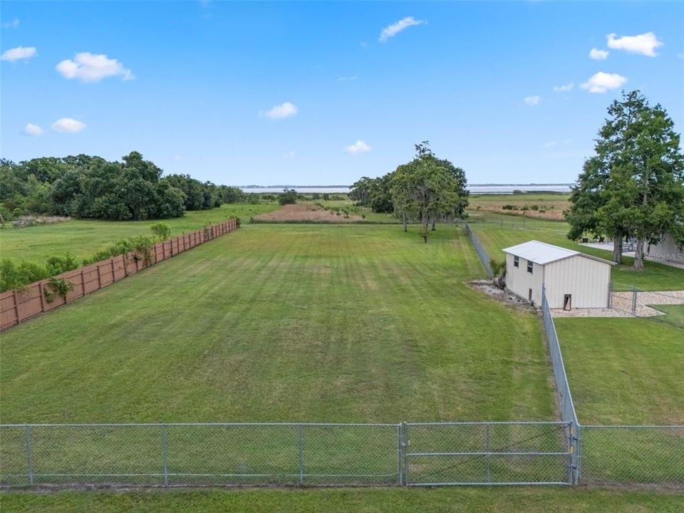 На продажу: $199,900 (1.16 acres)