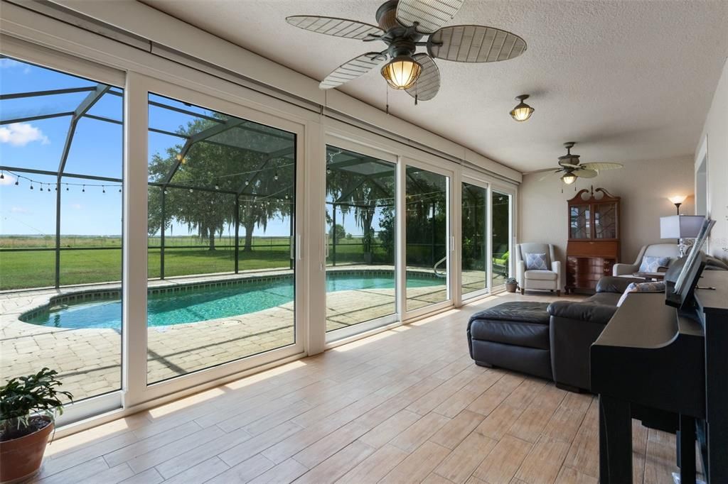 En Venta: $724,900 (3 camas, 2 baños, 2790 Pies cuadrados)