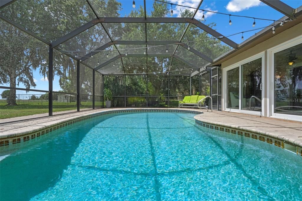 En Venta: $724,900 (3 camas, 2 baños, 2790 Pies cuadrados)