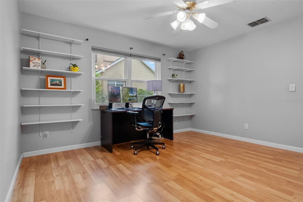 En Venta: $724,900 (3 camas, 2 baños, 2790 Pies cuadrados)