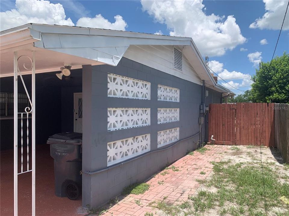 Active With Contract: $169,000 (4 beds, 2 baths, 1520 Square Feet)