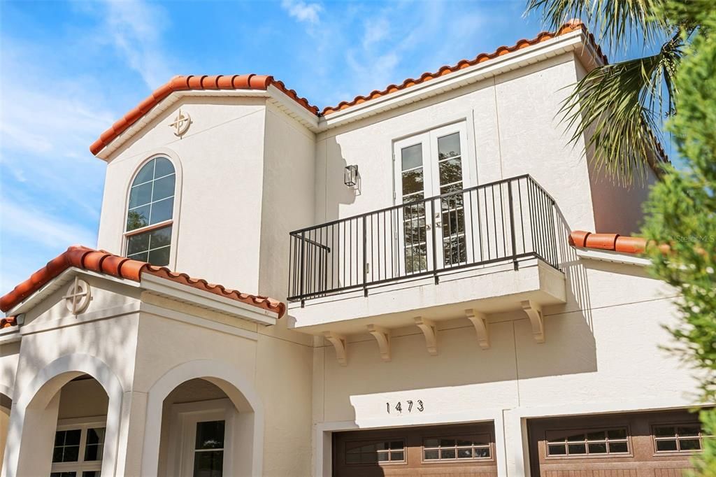 En Venta: $1,589,904 (5 camas, 4 baños, 2895 Pies cuadrados)