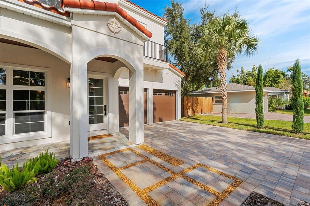 En Venta: $1,589,904 (5 camas, 4 baños, 2895 Pies cuadrados)