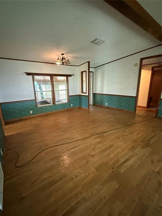 На продажу: $399,000 (3 спален, 2 ванн, 12832 Квадратных фут)