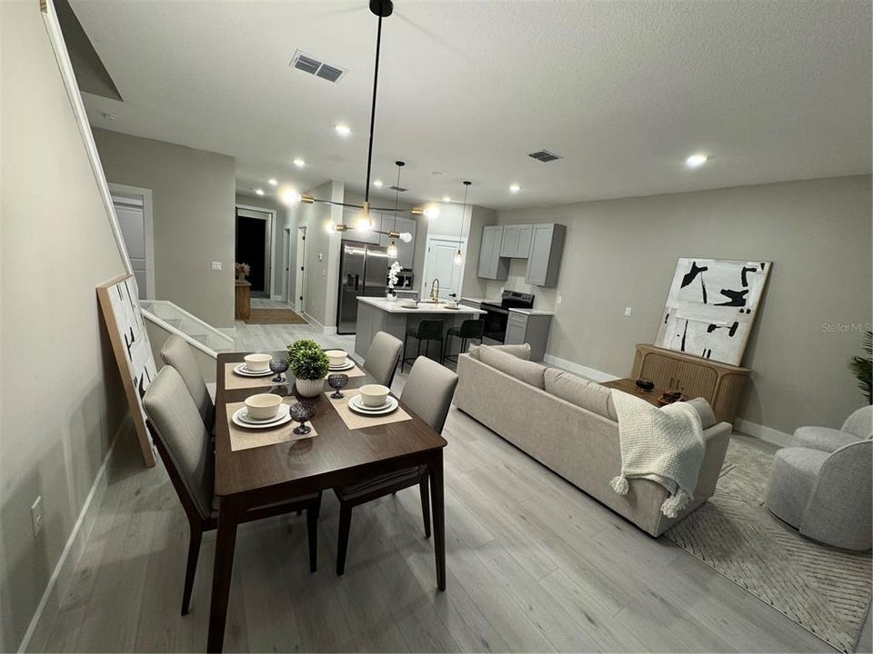 For Sale: $529,000 (4 beds, 3 baths, 1900 Square Feet)