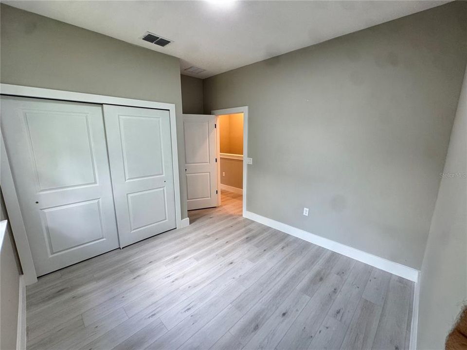 For Sale: $529,000 (4 beds, 3 baths, 1900 Square Feet)