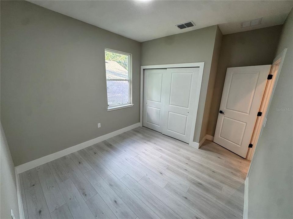 For Sale: $529,000 (4 beds, 3 baths, 1900 Square Feet)