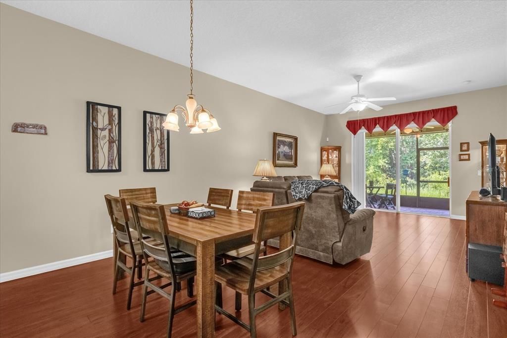 Active With Contract: $260,000 (2 beds, 2 baths, 1330 Square Feet)