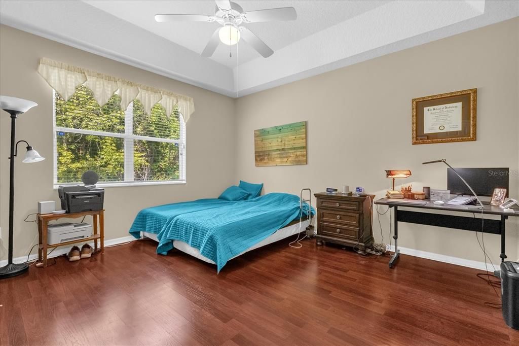 Active With Contract: $260,000 (2 beds, 2 baths, 1330 Square Feet)