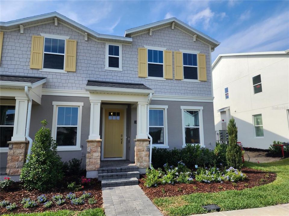 Recently Sold: $404,995 (4 beds, 3 baths, 1757 Square Feet)