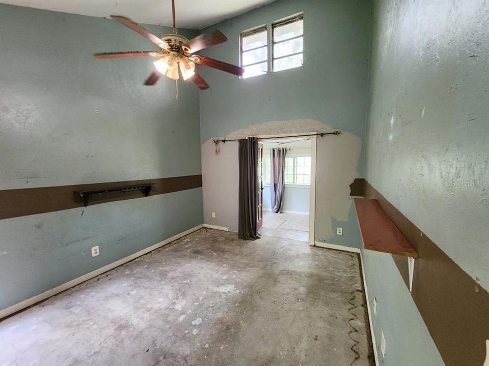 待售: $340,000 (3 贝兹, 3 浴室, 2778 平方英尺)