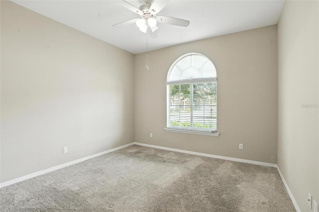 待售: $375,000 (3 贝兹, 2 浴室, 1817 平方英尺)