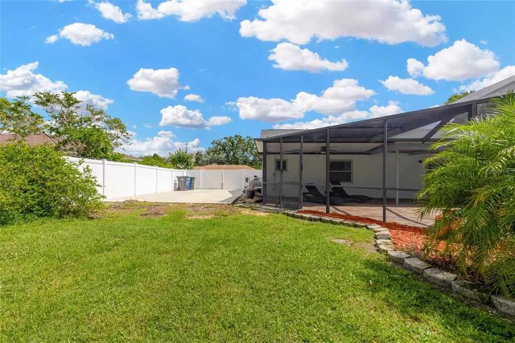 For Sale: $475,000 (3 beds, 2 baths, 1562 Square Feet)