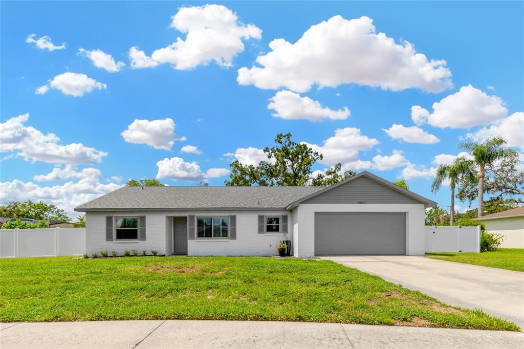 For Sale: $475,000 (3 beds, 2 baths, 1562 Square Feet)