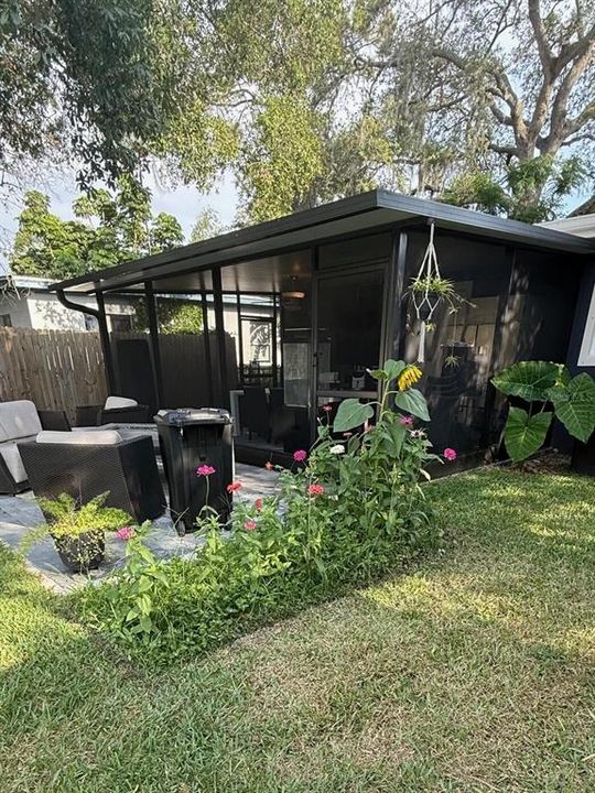 На продажу: $429,000 (3 спален, 2 ванн, 1208 Квадратных фут)