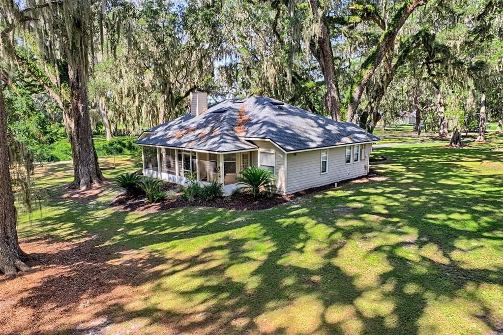 待售: $425,000 (3 贝兹, 2 浴室, 1630 平方英尺)