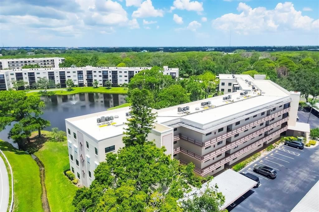 For Sale: $214,900 (2 beds, 2 baths, 1345 Square Feet)