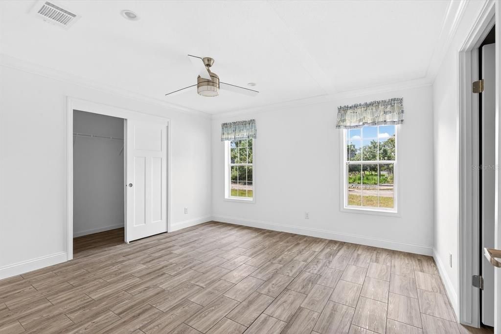 На продажу: $277,500 (3 спален, 2 ванн, 1493 Квадратных фут)