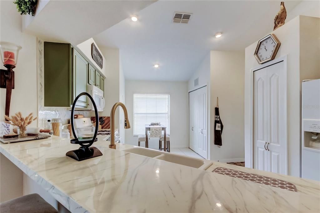 For Sale: $399,900 (4 beds, 3 baths, 1780 Square Feet)