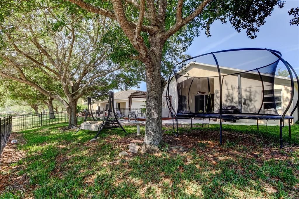 For Sale: $399,900 (4 beds, 3 baths, 1780 Square Feet)