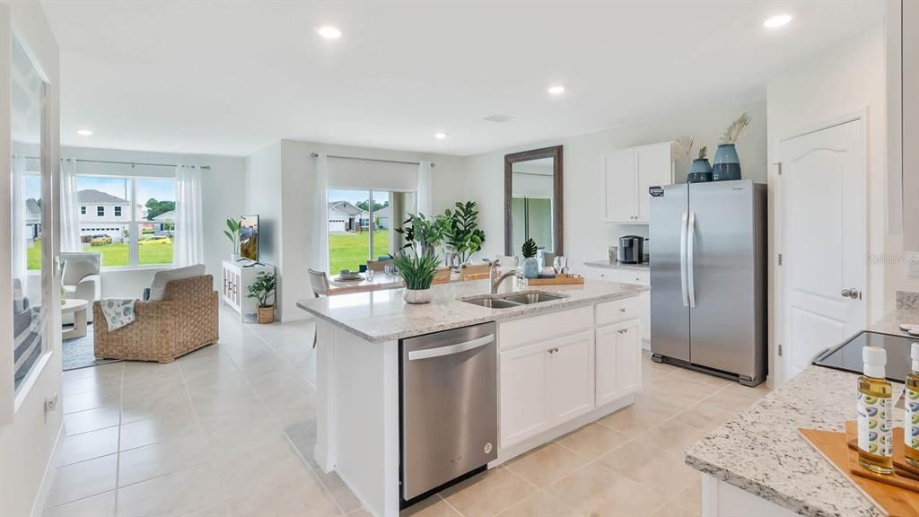 Под контрактом: $378,420 (4 спален, 2 ванн, 1828 Квадратных фут)