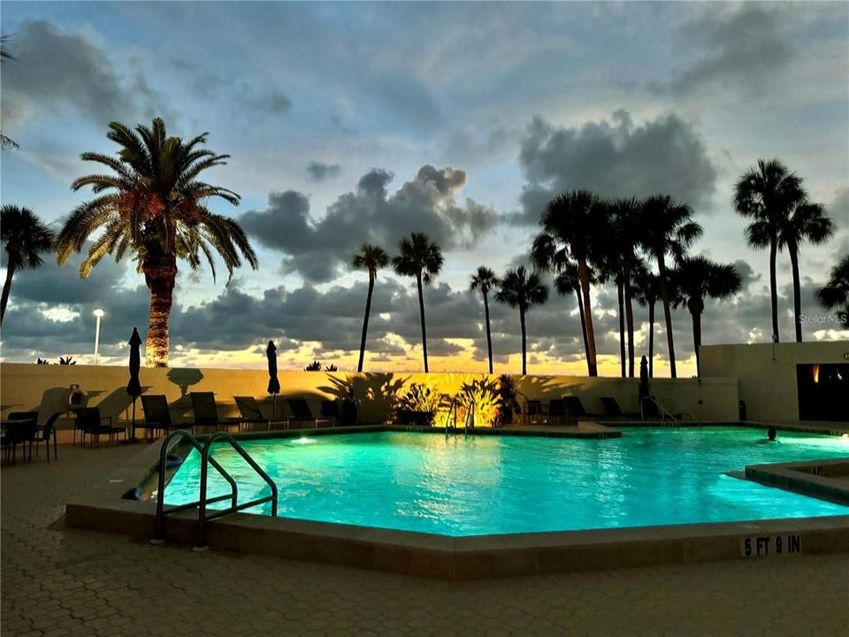 For Sale: $3,000,000 (3 beds, 2 baths, 2315 Square Feet)