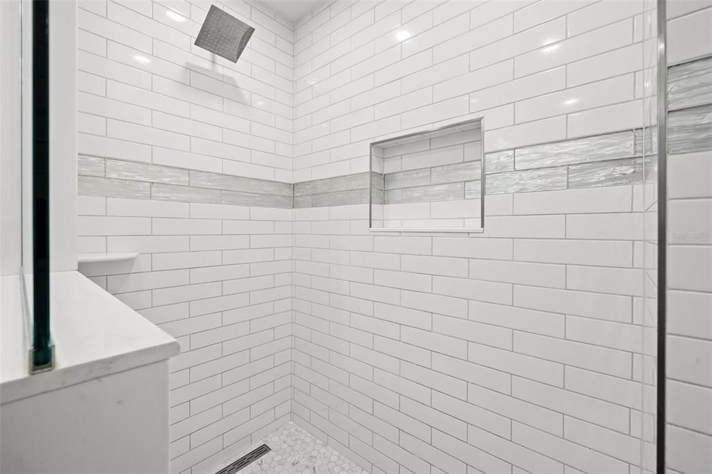 For Sale: $3,000,000 (3 beds, 2 baths, 2315 Square Feet)