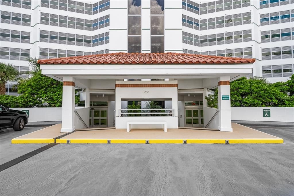 For Sale: $3,000,000 (3 beds, 2 baths, 2315 Square Feet)