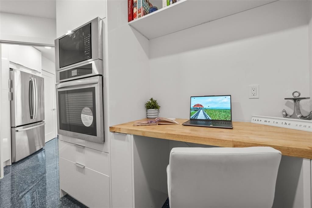 For Sale: $3,000,000 (3 beds, 2 baths, 2315 Square Feet)