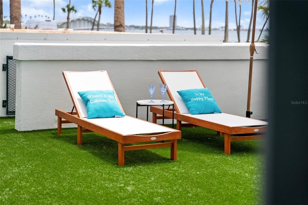 For Sale: $3,000,000 (3 beds, 2 baths, 2315 Square Feet)