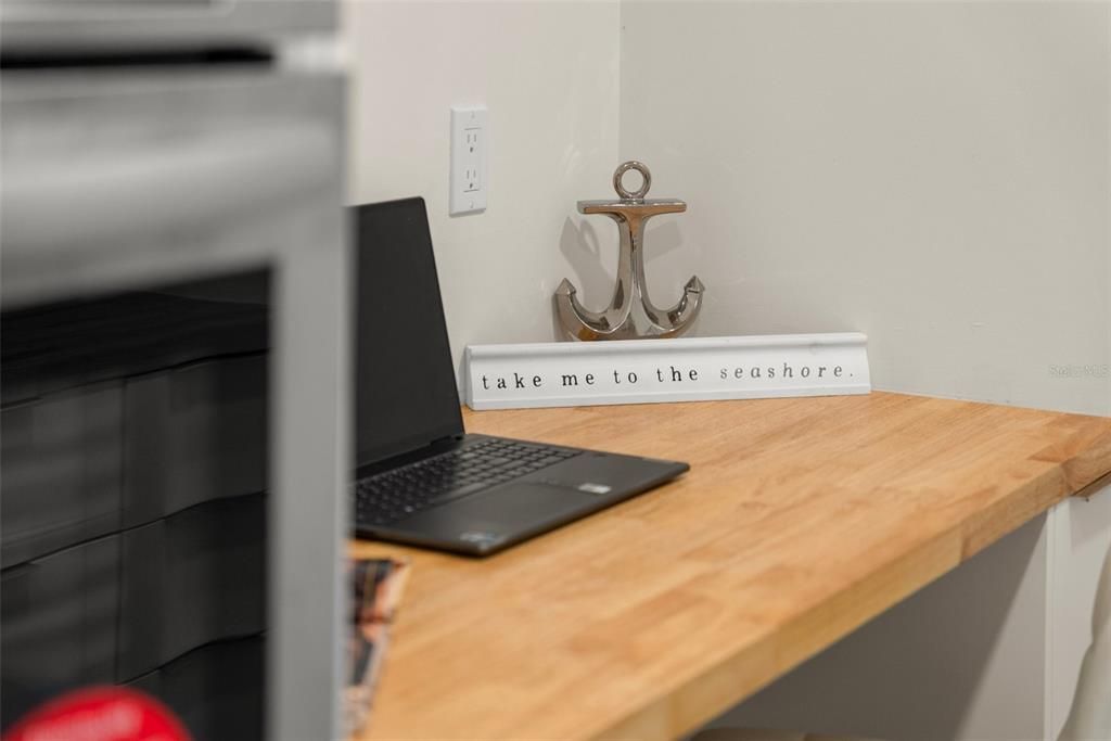 For Sale: $3,000,000 (3 beds, 2 baths, 2315 Square Feet)